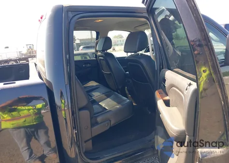 2007 Chevrolet Silverado 2500Hd Ltz from USA, damaged, VIN 1GCHK23K67F544547